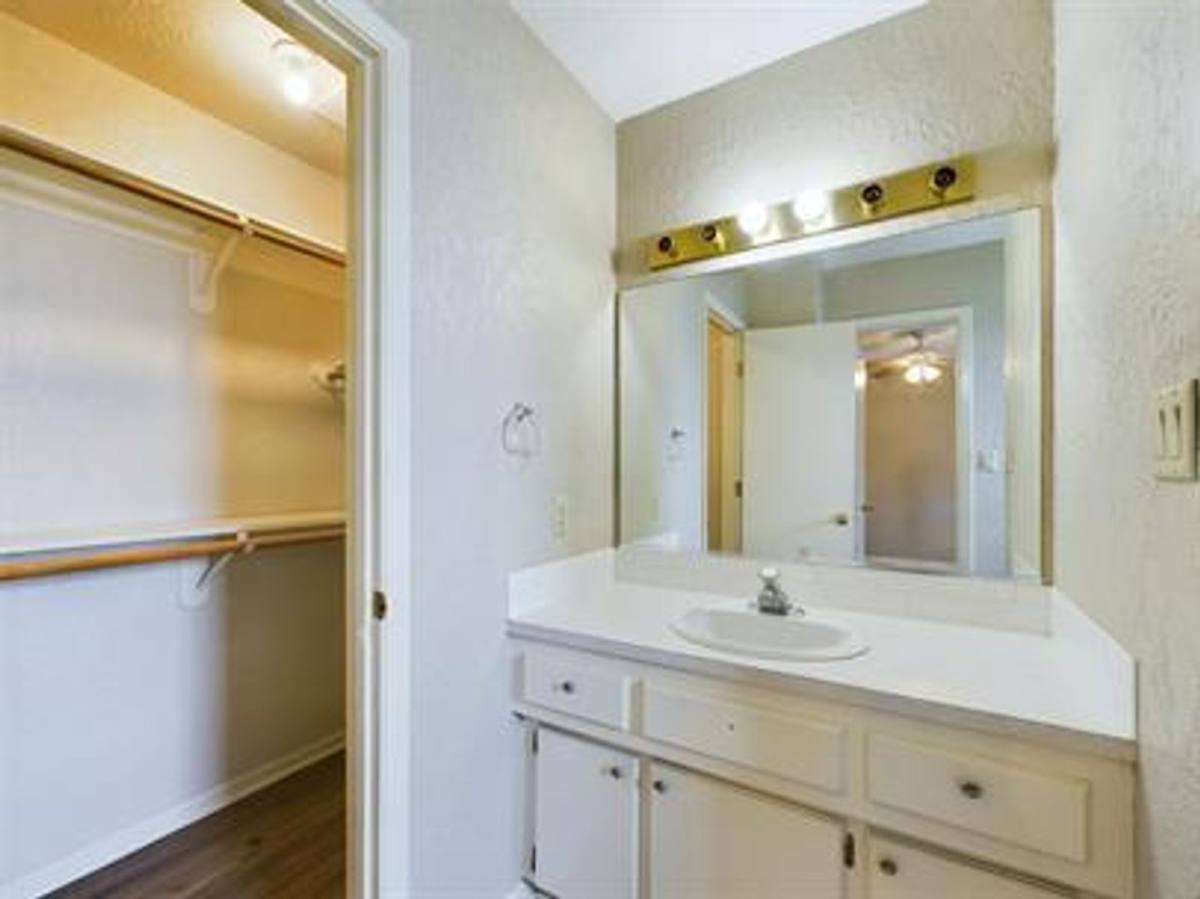 Apartment for rent at 294 Friendship Lane Building #5, Fredericksburg, TX 78624
