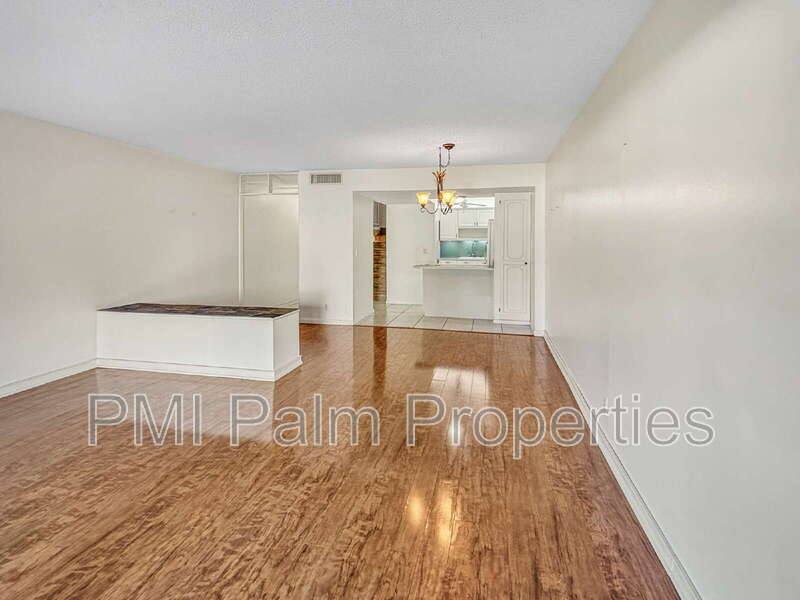 Townhouse for rent at 390 Golfview Rd #G, North Palm Beach, FL 33408