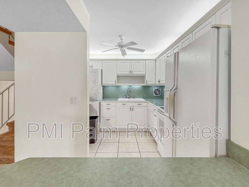 Townhouse for rent at 390 Golfview Rd #G, North Palm Beach, FL 33408