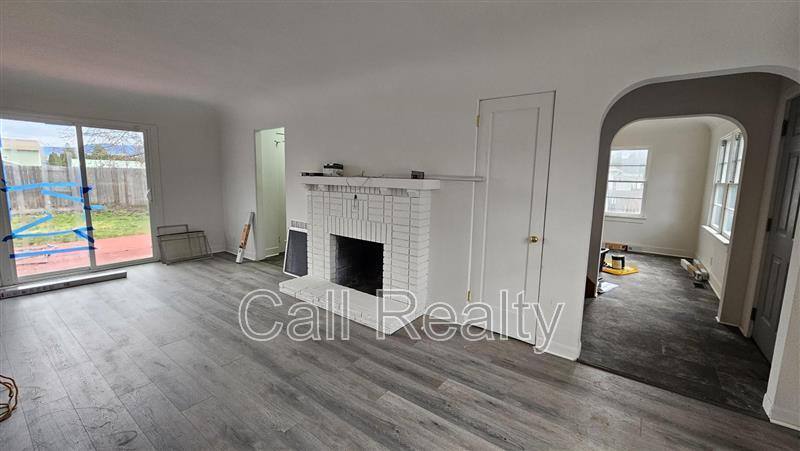 House for rent at 224 N Conklin Rd, Veradale, WA 99037
