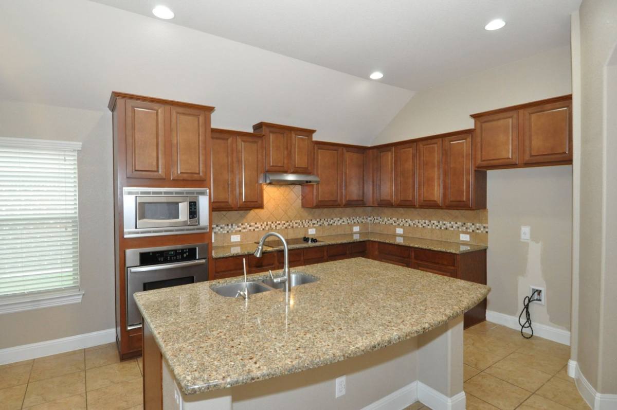 House for rent at 113 Wallin Farms Dr, Hutto, TX 78634