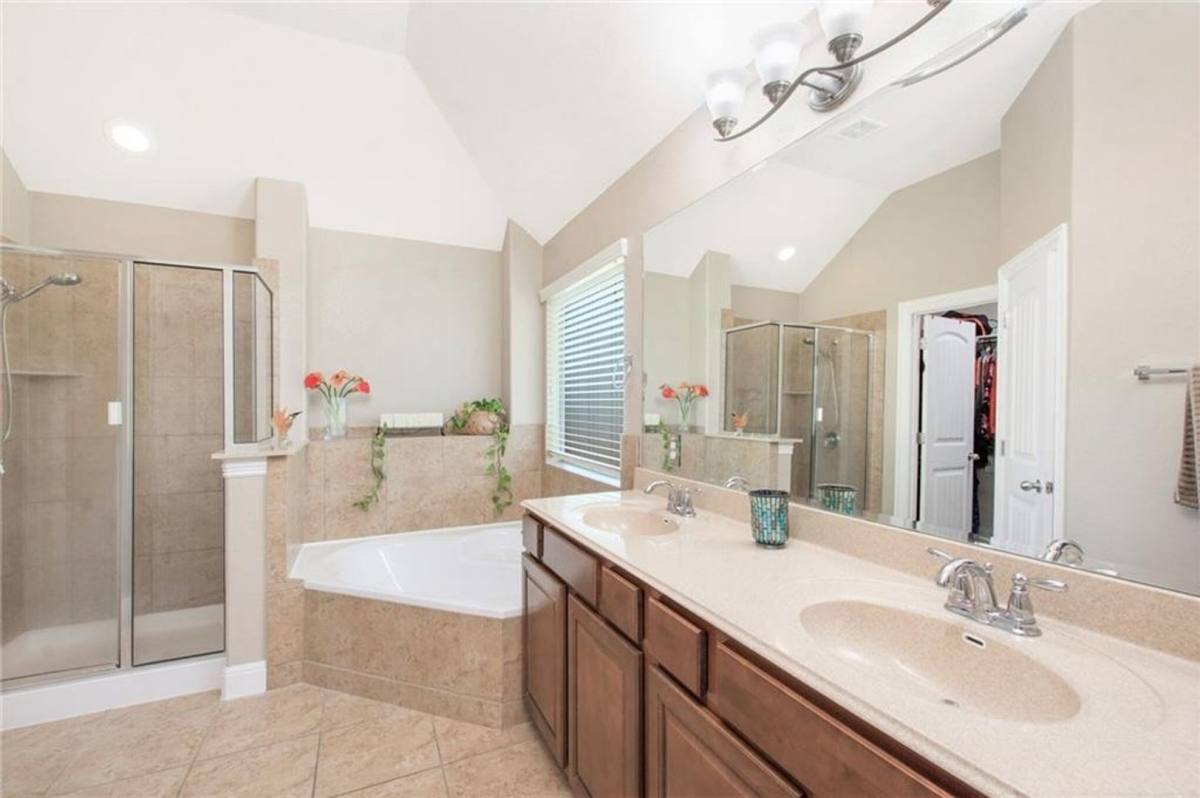 House for rent at 113 Wallin Farms Dr, Hutto, TX 78634