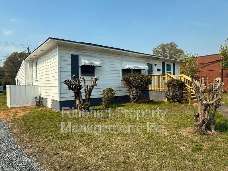 House for rent at 242 S Cherry Rd, Rock Hill, SC 29732