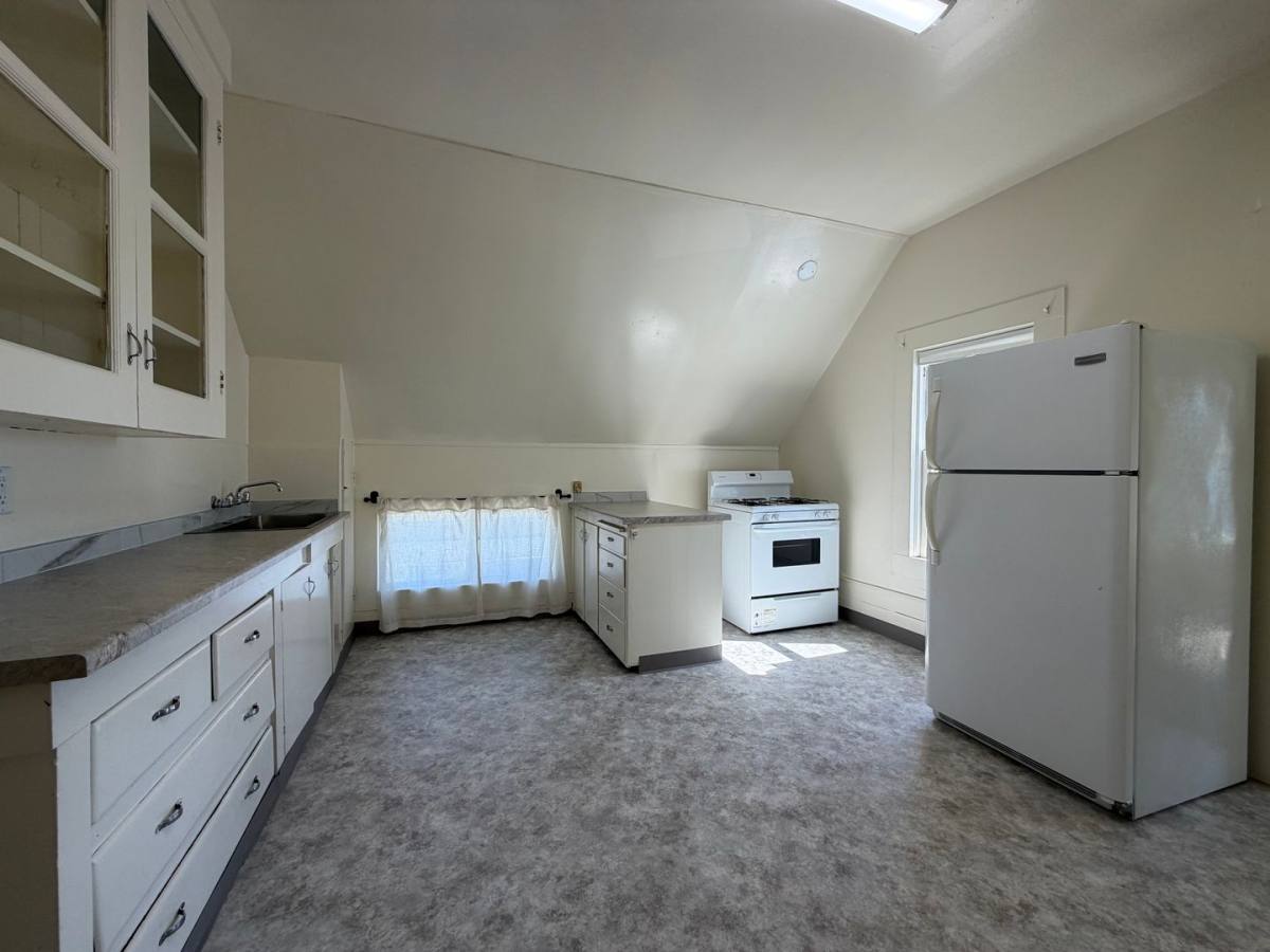Apartment for rent at 1225 G St, Eureka, CA 95501