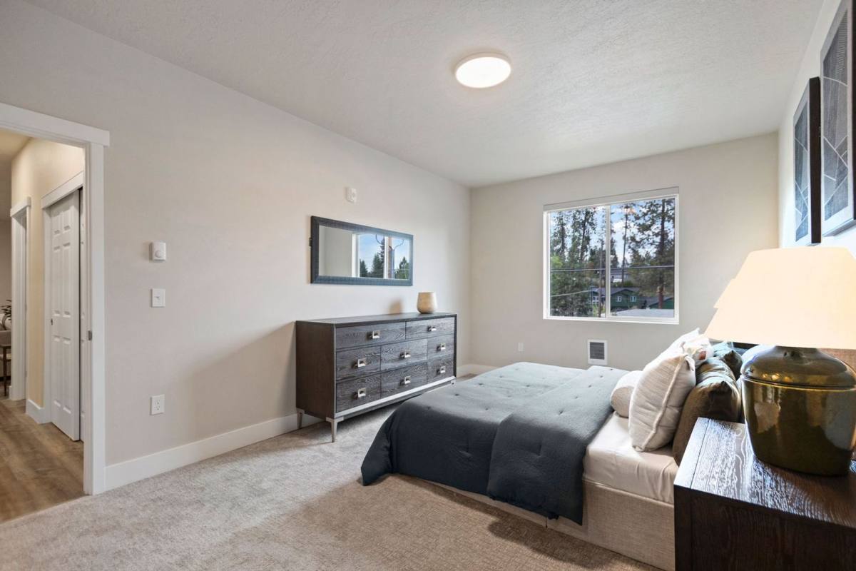 Apartment for rent at 824 E Hastings Rd, Spokane, WA 99218