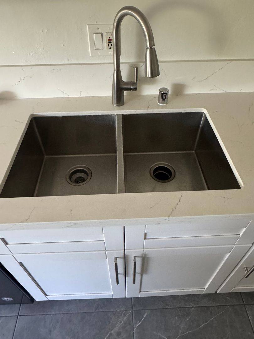 Apartment for rent at 4322 Tujunga Ave, Studio City, CA 91604