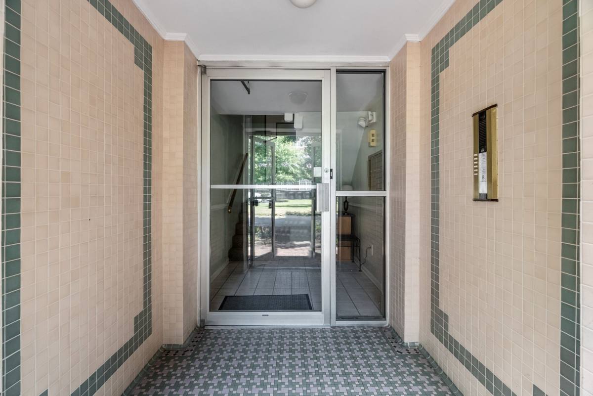 Condo for rent at 742 Washington Park #B4, Norfolk, VA 23507