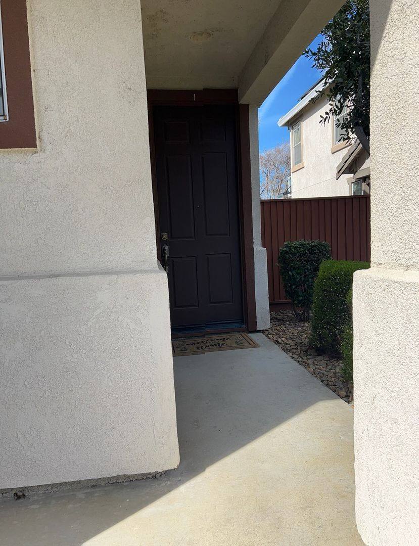 Apartment for rent at 200 Troon Court, Vacaville, CA 95687