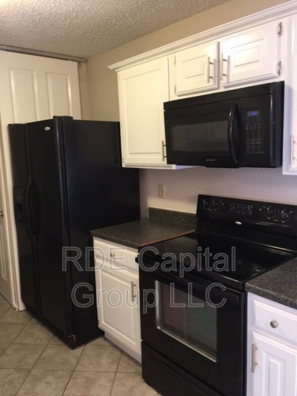House for rent at 1413 Eagle Pass Dr, Garland, TX 75040