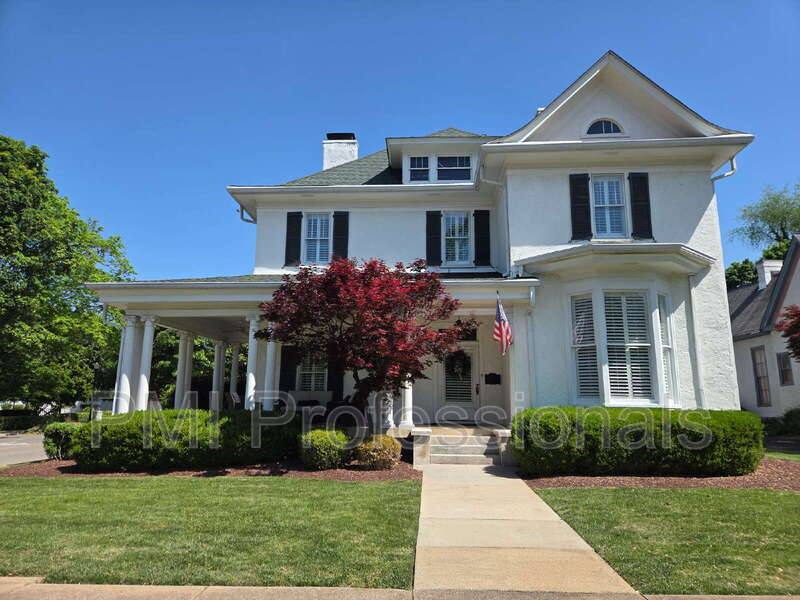 House for rent at 401 E Main St, Murfreesboro, TN 37130