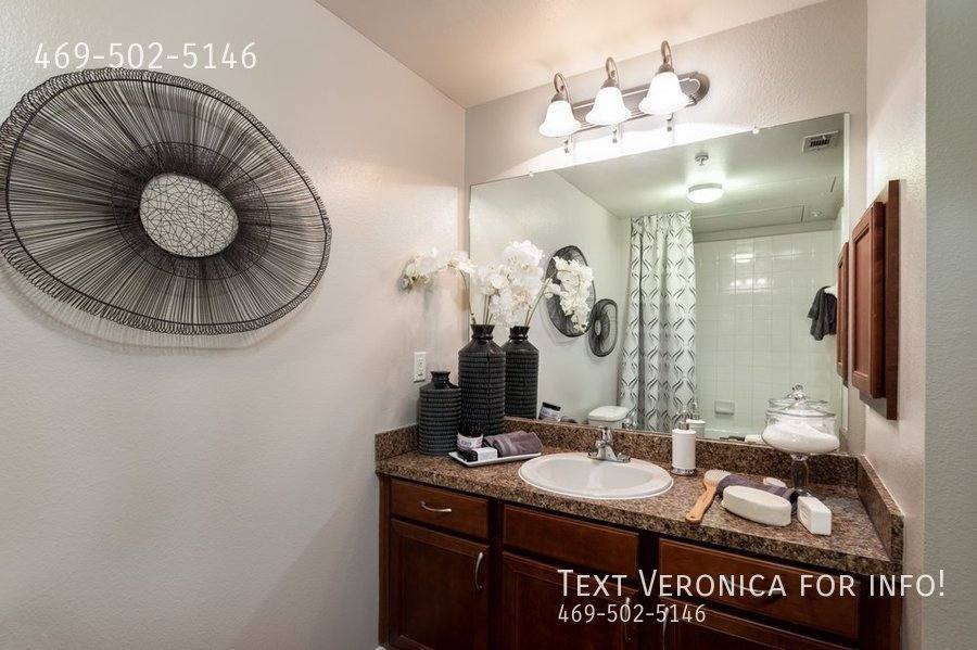 Apartment for rent at 2301 Performance Dr, Richardson, TX 75082