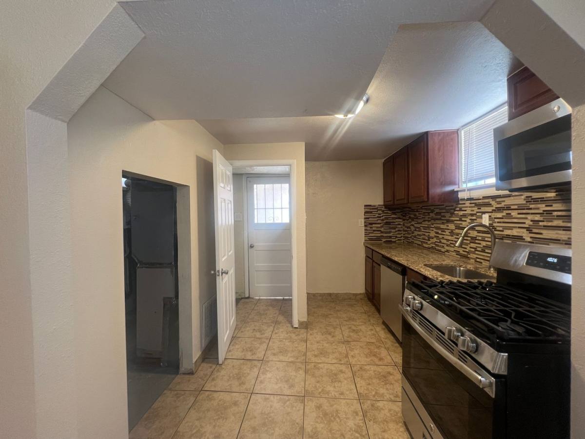 Apartment for rent at 1430 Boston St, Aurora, CO 80010