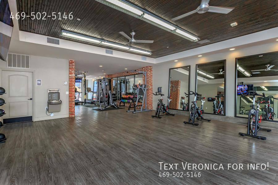 Apartment for rent at 1410 K Ave, Plano, TX 75074