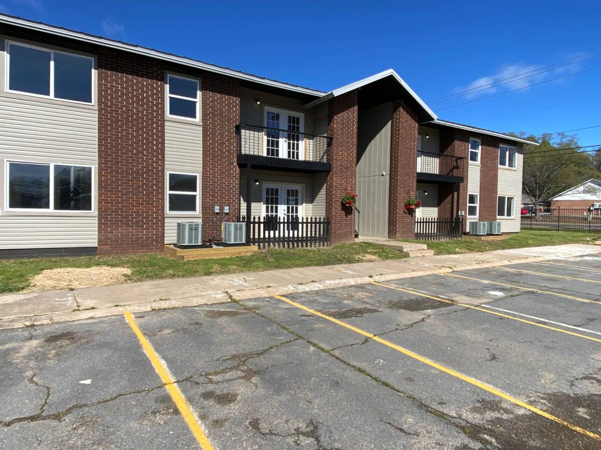 Apartment for rent at 2103 W Beebe Capps Expressway, Searcy, AR 72143