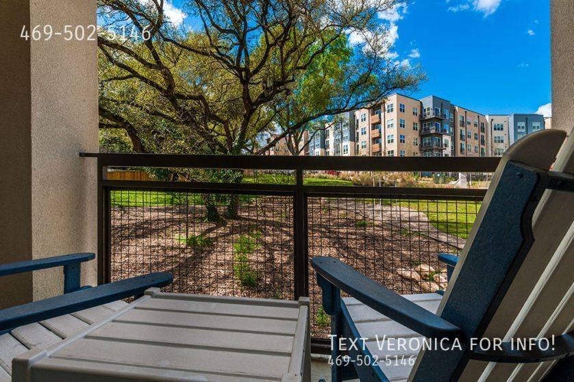 Apartment for rent at 2717 S Lamar Blvd, Austin, TX 78704