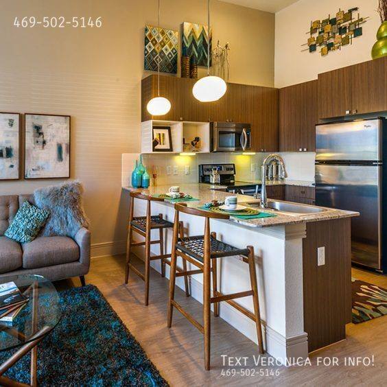 Apartment for rent at 2717 S Lamar Blvd, Austin, TX 78704