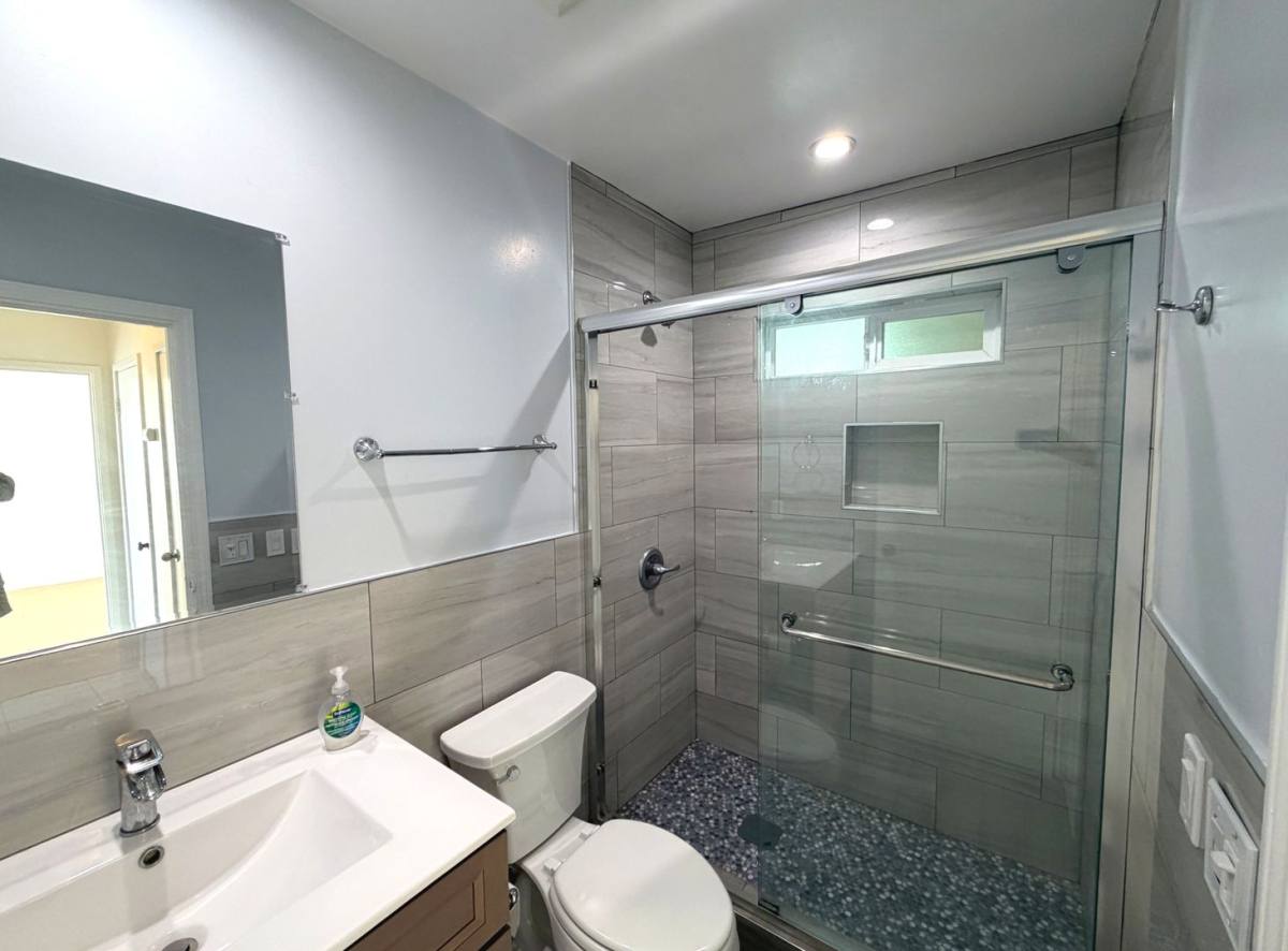 Apartment for rent at 120-122 Madrone Ave, South San Francisco, CA 94080
