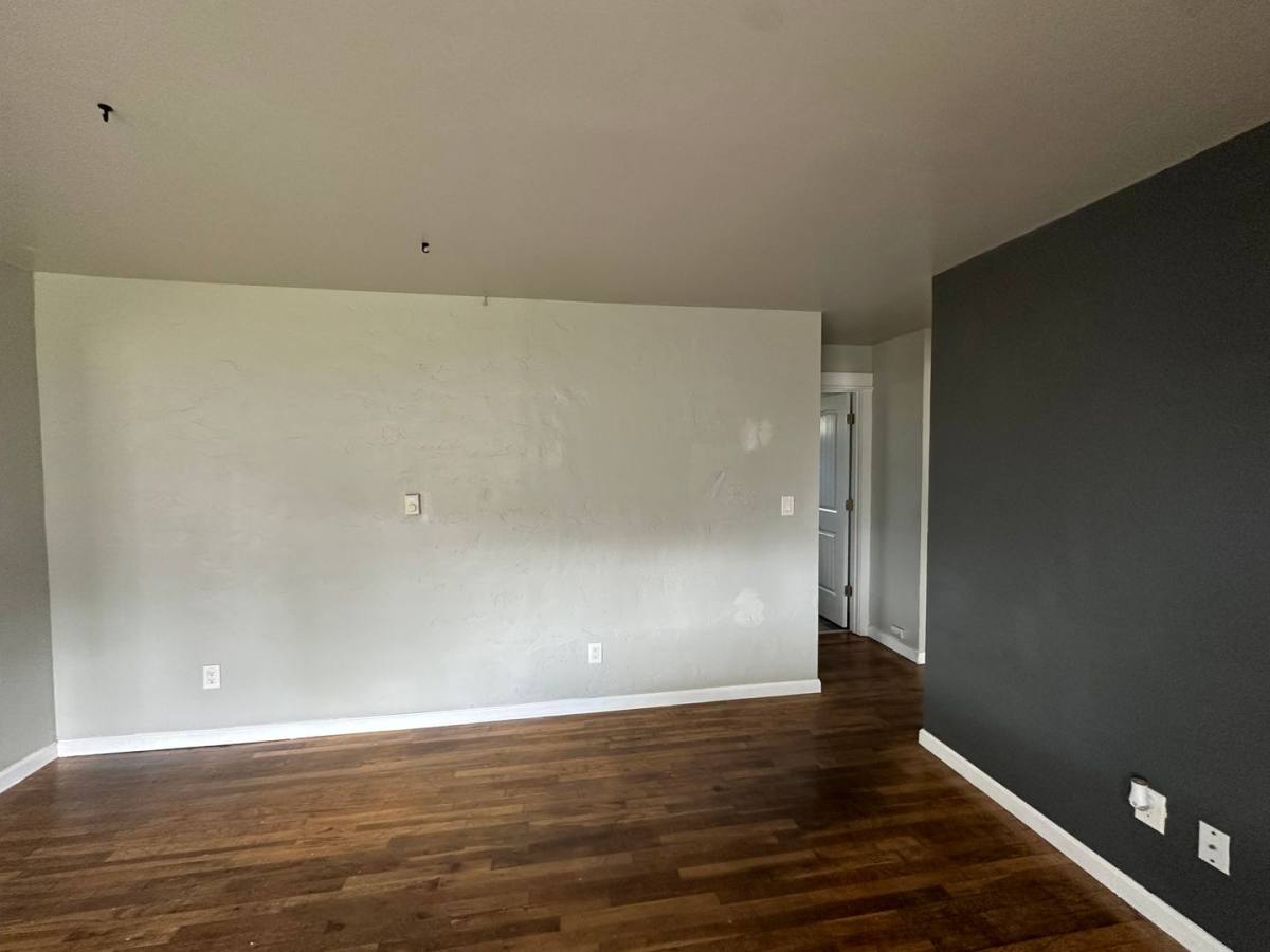 House for rent at 921 Alameda Ave, Astoria, OR 97103