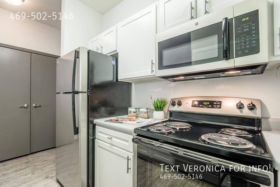 Apartment for rent at 1045 15th Place, Plano, TX 75074