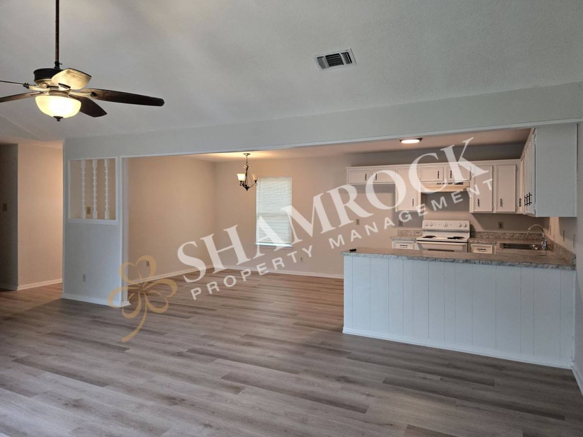 House for rent at 929 Rosedale Dr, Hewitt, TX 76643