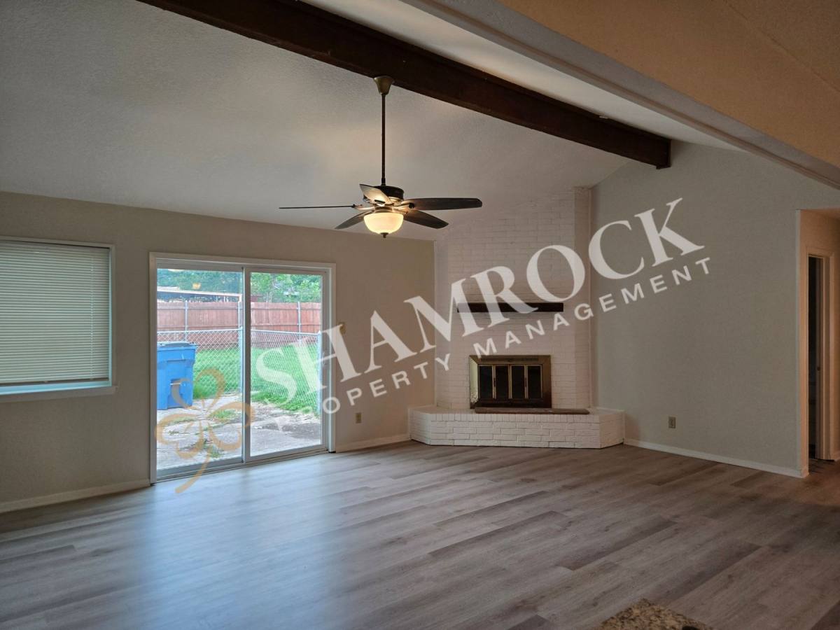 House for rent at 929 Rosedale Dr, Hewitt, TX 76643