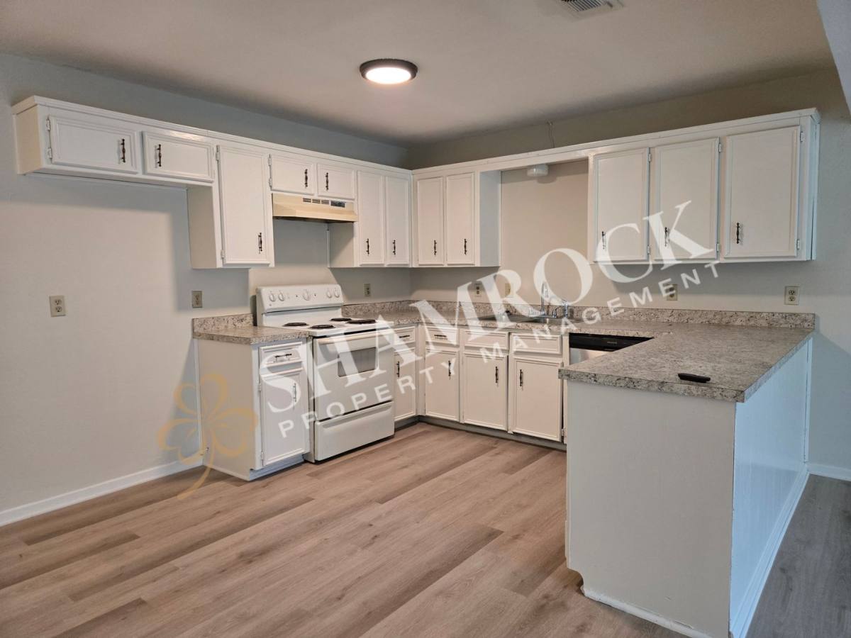 House for rent at 929 Rosedale Dr, Hewitt, TX 76643