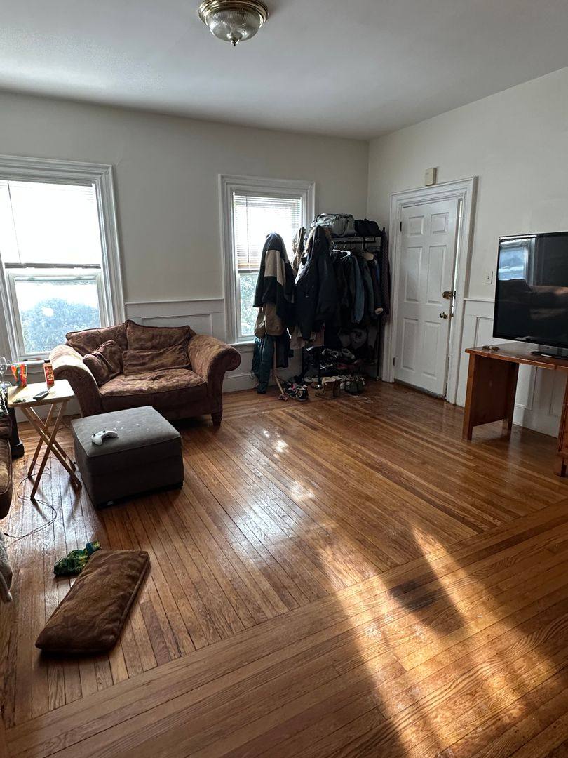 House for rent at 8 Greylock Rd #1, Allston, MA 02134