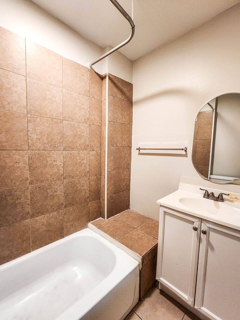 Apartment for rent at 46-48 Henry St #1L, New Haven, CT 06511