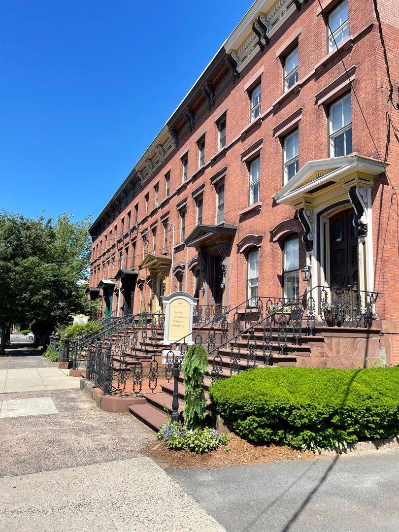 Apartment for rent at 411 Orange St, New Haven, CT 06511