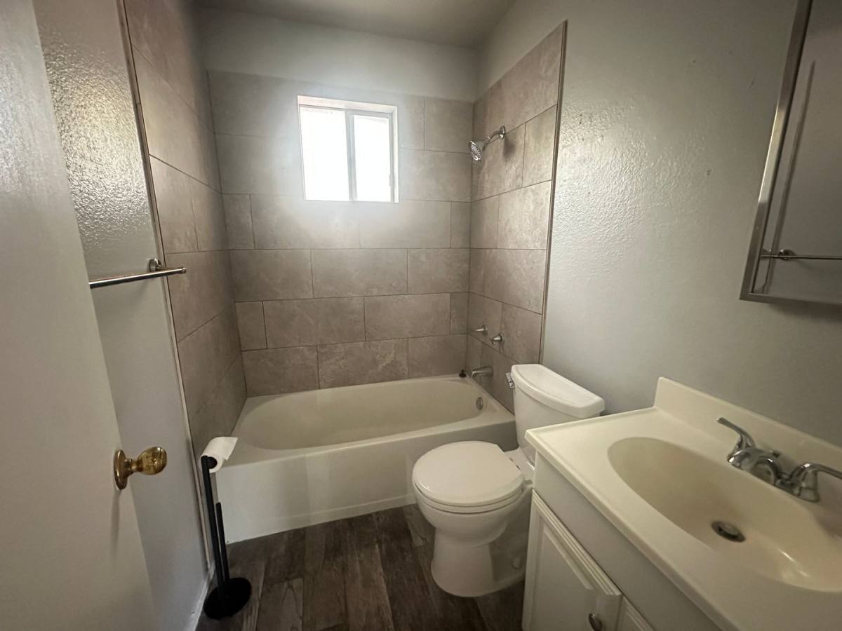 Townhouse for rent at 2504 N 52nd St, Phoenix, AZ 85008