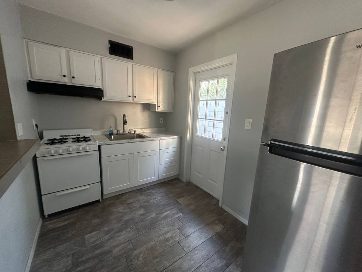 Townhouse for rent at 2504 N 52nd St, Phoenix, AZ 85008