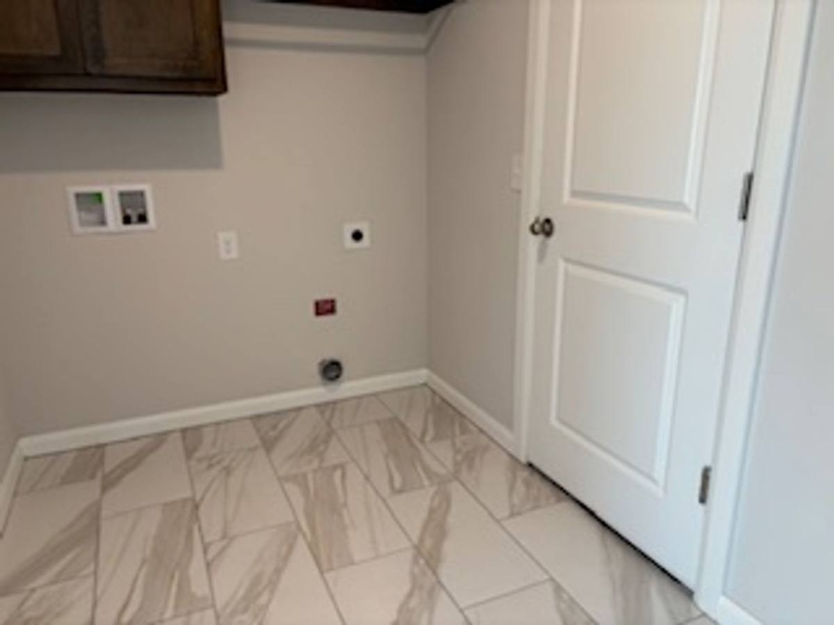 House for rent at 19501 Conway Dr, Edmond, OK 73012