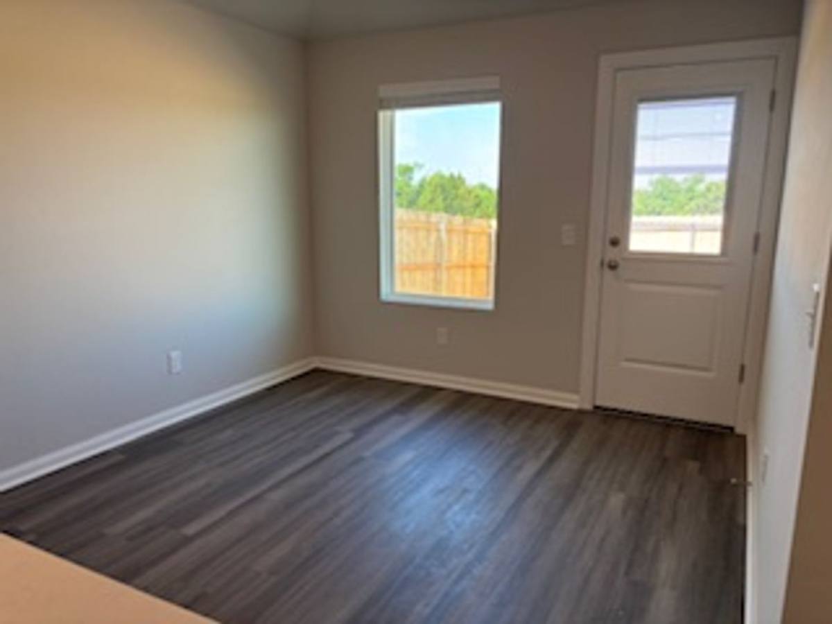 House for rent at 19501 Conway Dr, Edmond, OK 73012