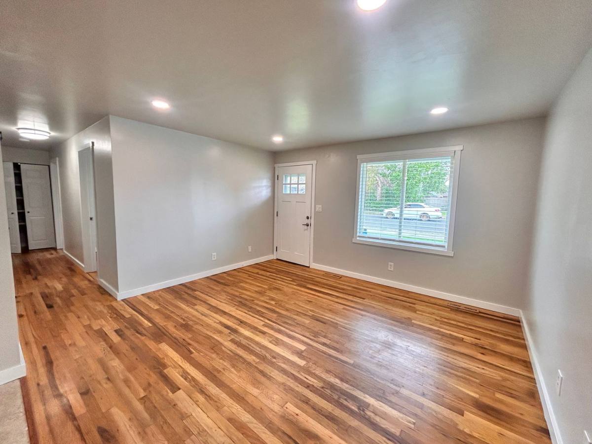 House for rent at 1927 E Marshall Ave, Spokane, WA 99207