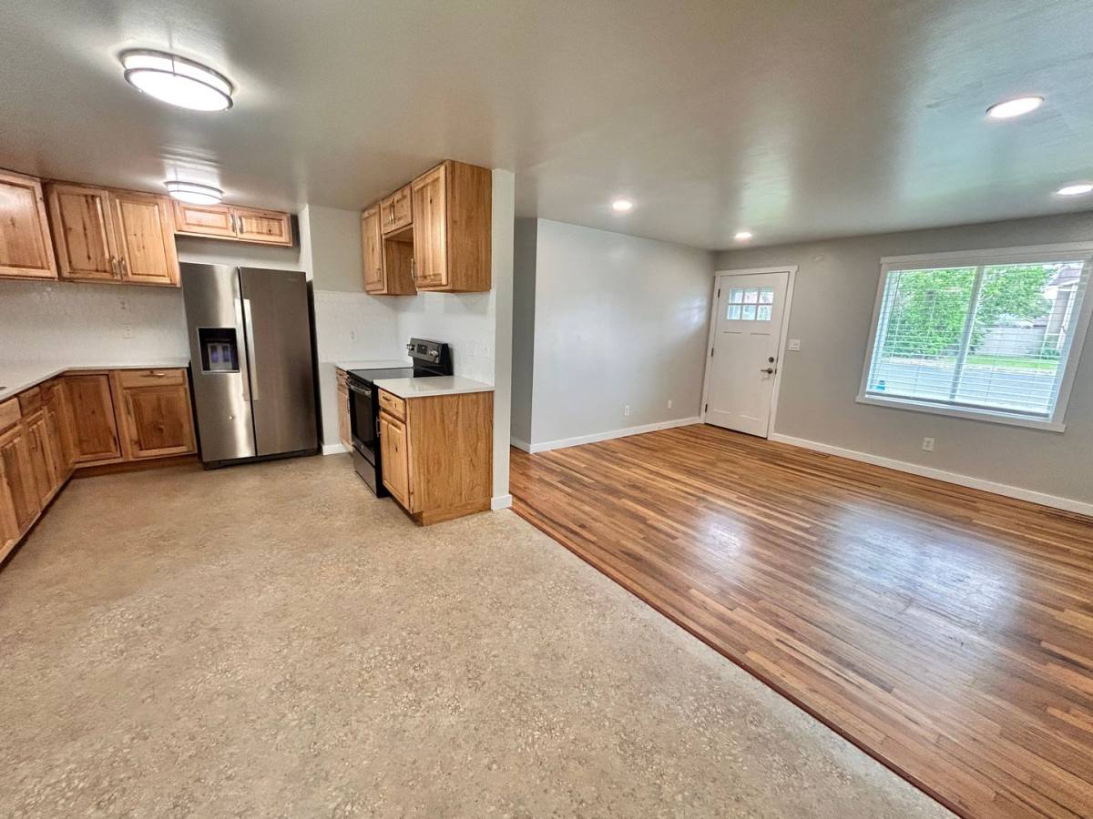House for rent at 1927 E Marshall Ave, Spokane, WA 99207