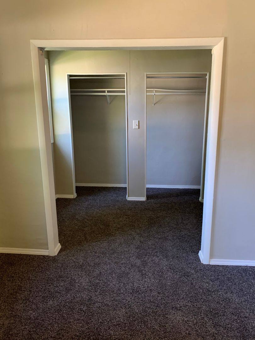 Apartment for rent at 127 W 6th St, Kaukauna, WI 54130