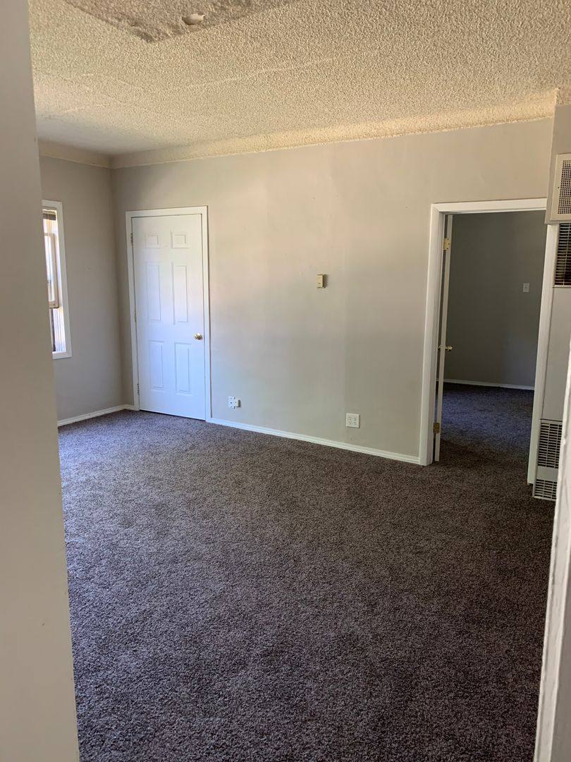 Apartment for rent at 127 W 6th St, Kaukauna, WI 54130