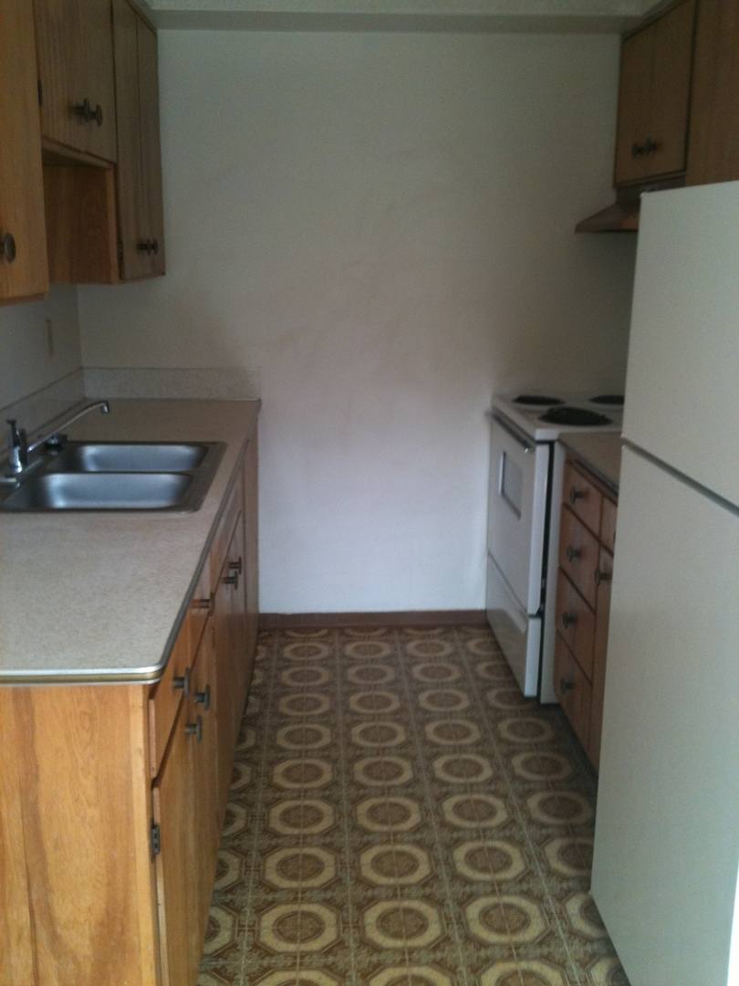Apartment for rent at 712 4th St, Springfield, OR 97477