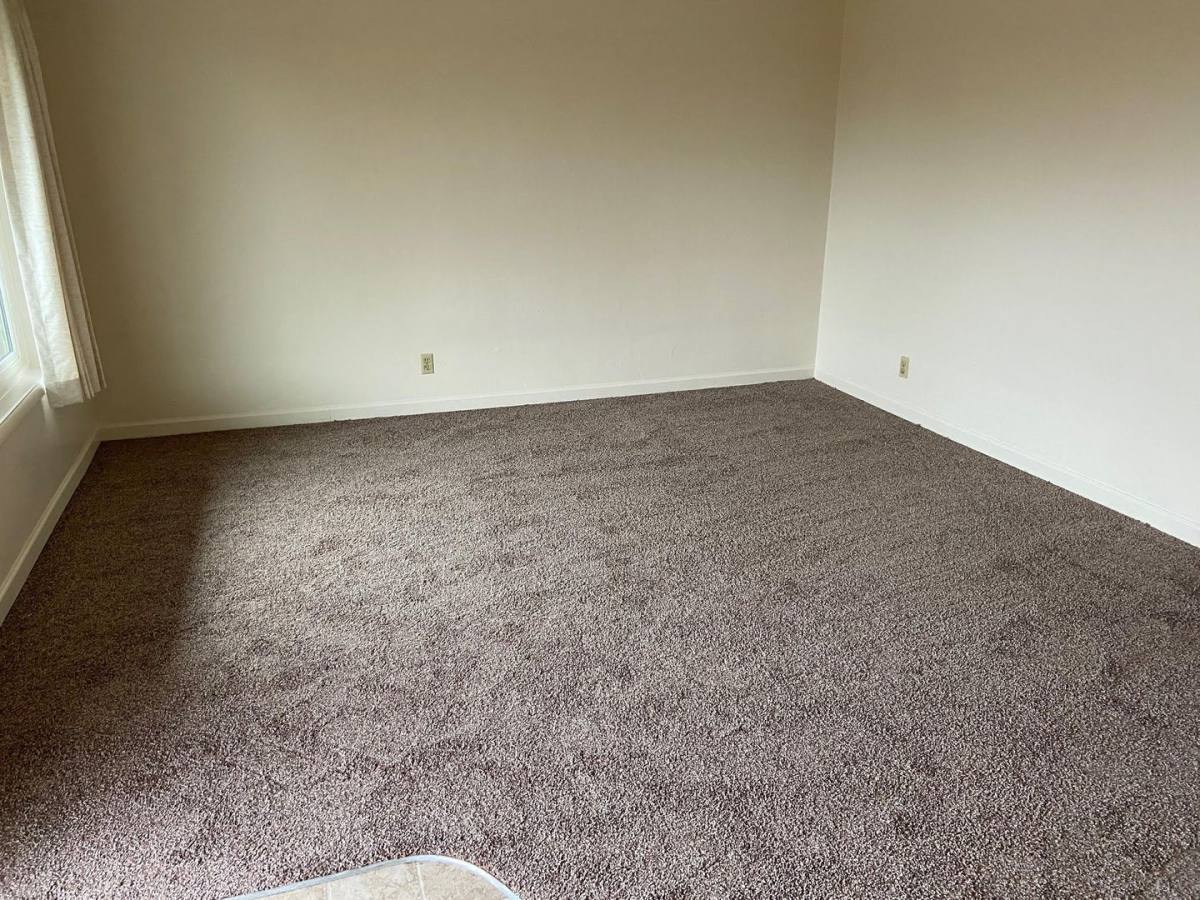 Apartment for rent at 712 4th St, Springfield, OR 97477