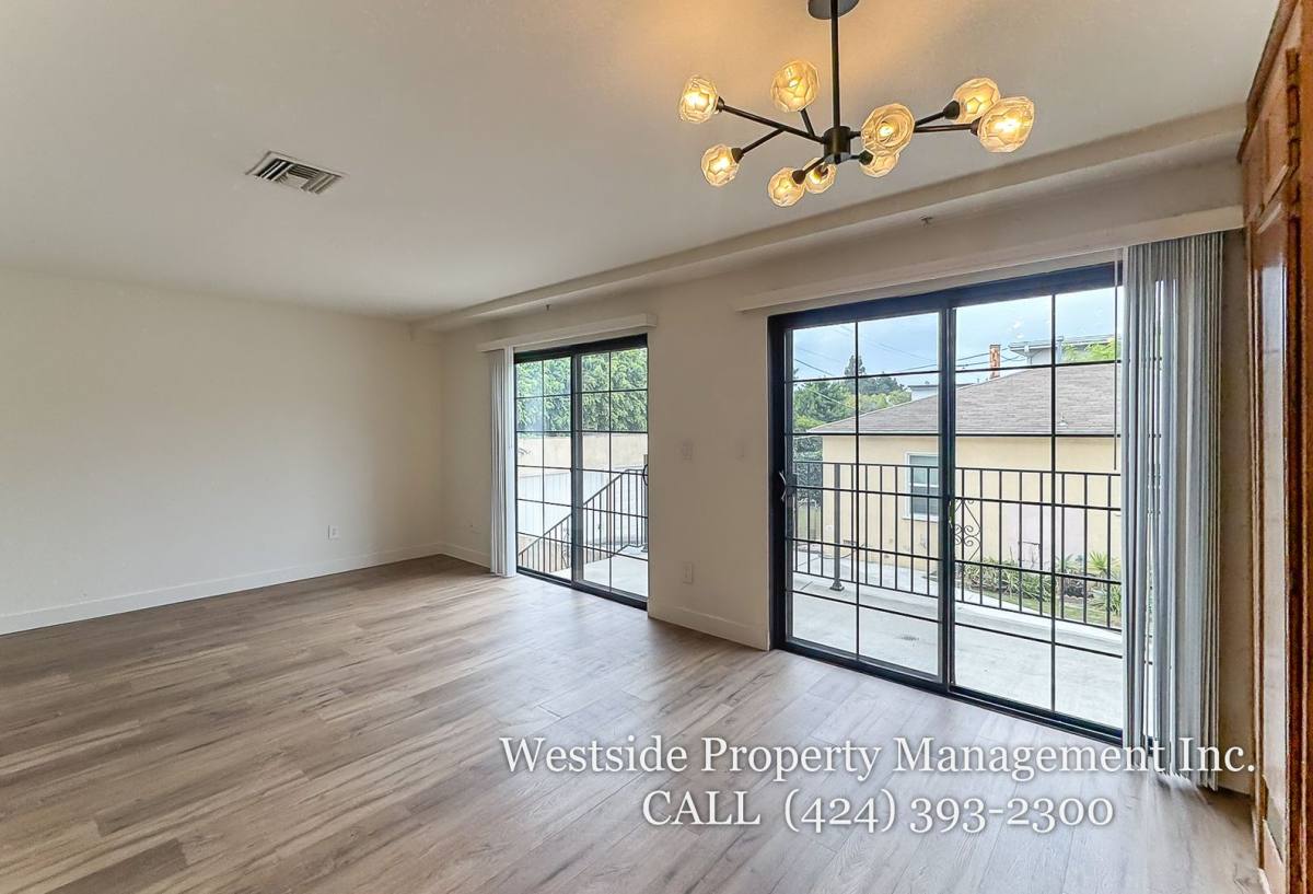 Townhouse for rent at 12506 Pacific Ave #7, Los Angeles, CA 90066