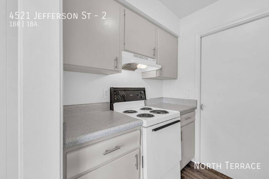 Apartment for rent at 4521 Jefferson St #2, Kansas City, MO 64111