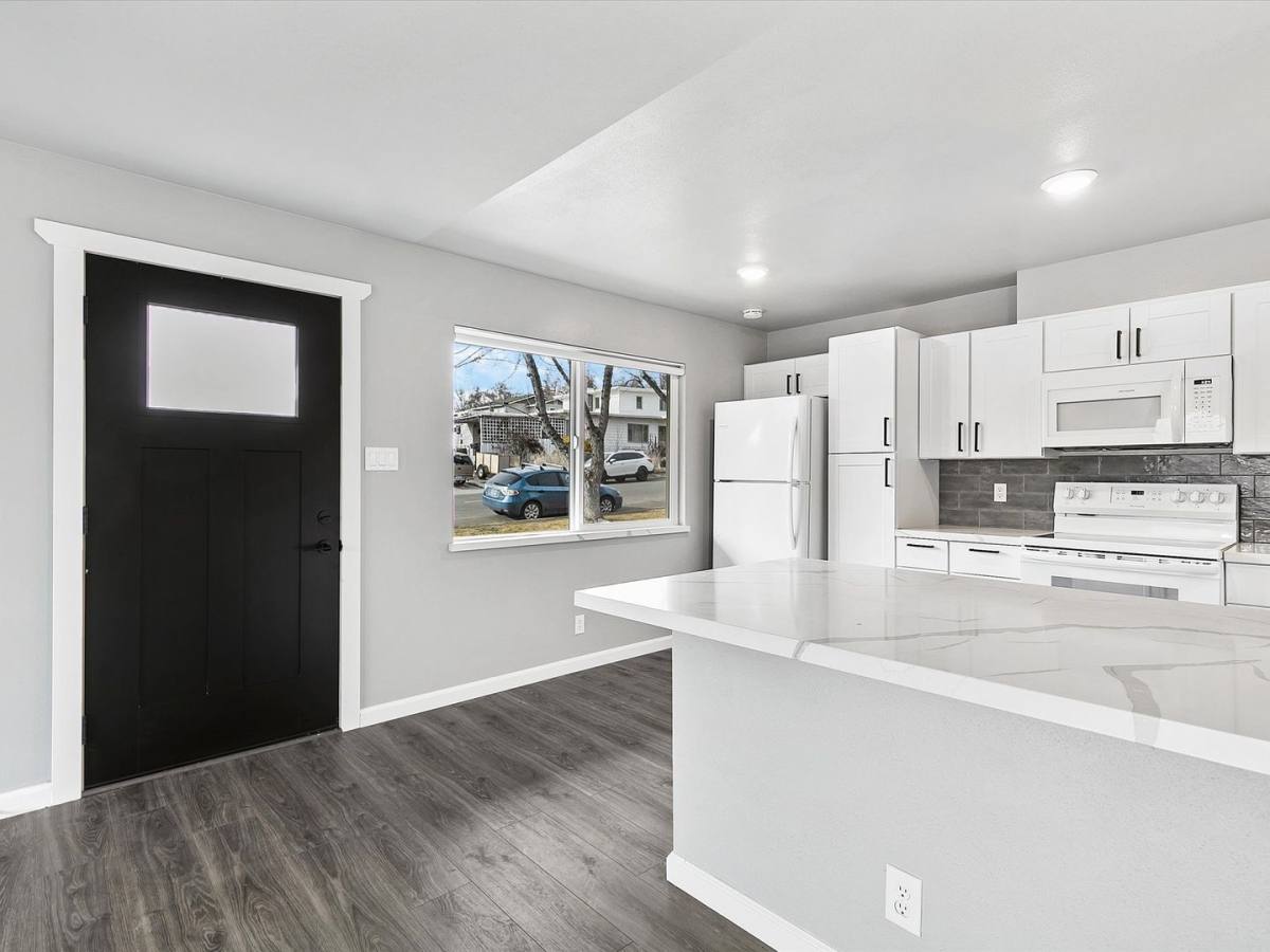 Apartment for rent at 1570 Lander St, Reno, NV 89509