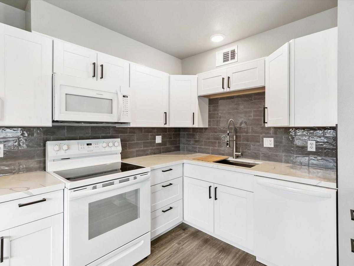 Apartment for rent at 1570 Lander St, Reno, NV 89509