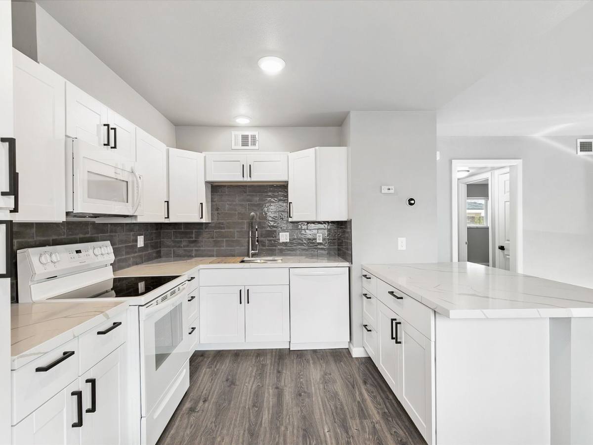 Apartment for rent at 1570 Lander St, Reno, NV 89509