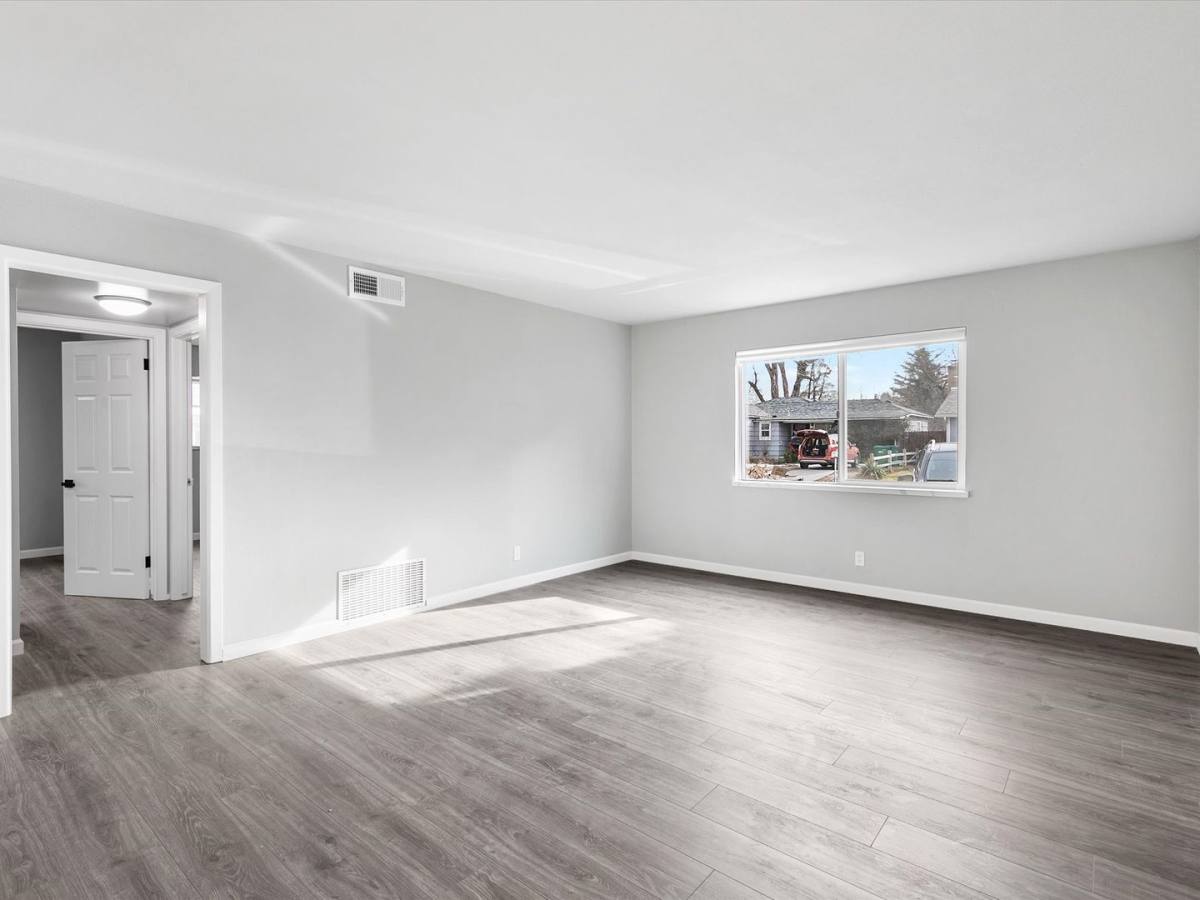 Apartment for rent at 1570 Lander St, Reno, NV 89509