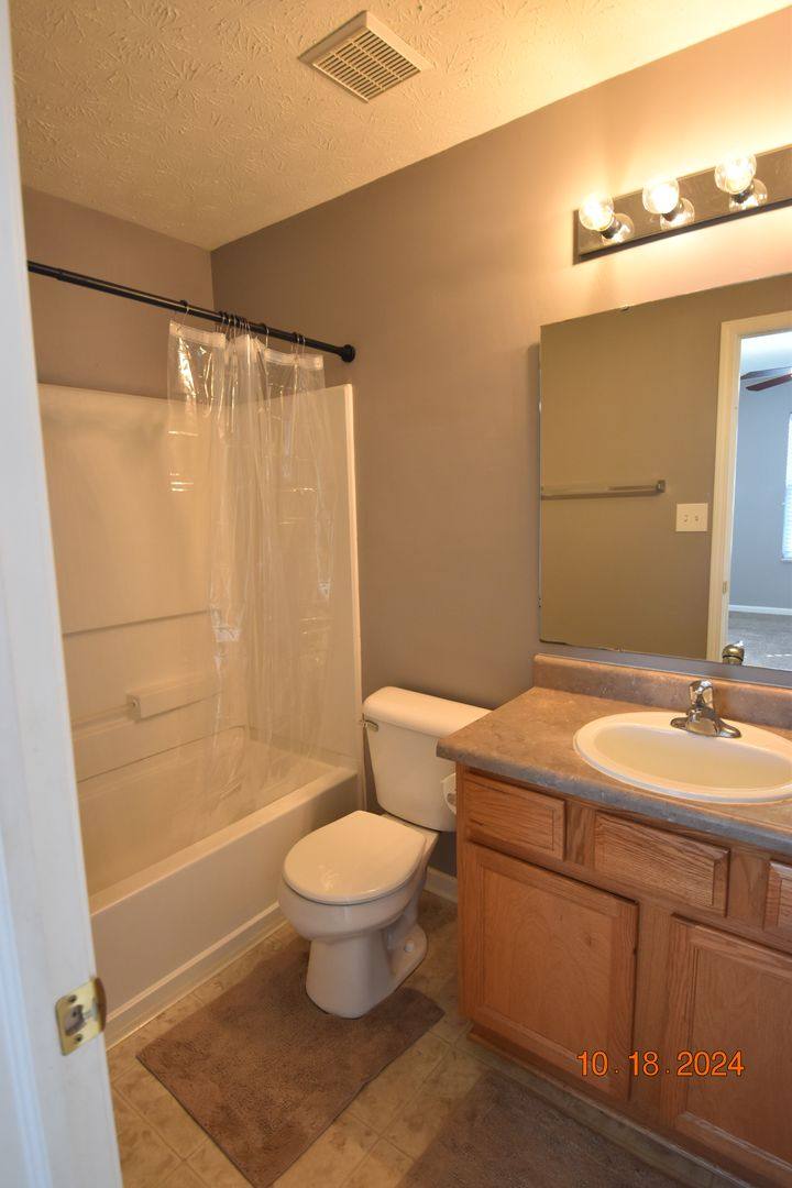 House for rent at 685 Gondola Run, Greenfield, IN 46140