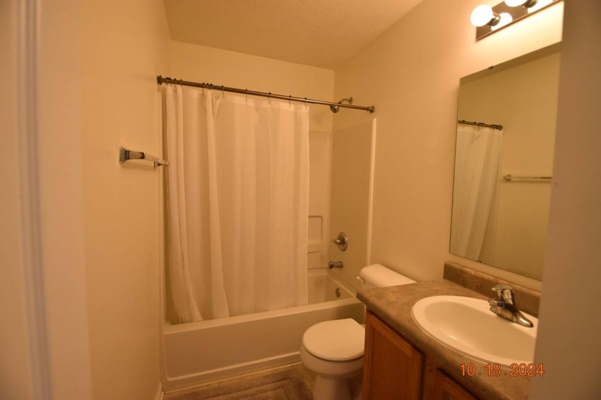 House for rent at 685 Gondola Run, Greenfield, IN 46140