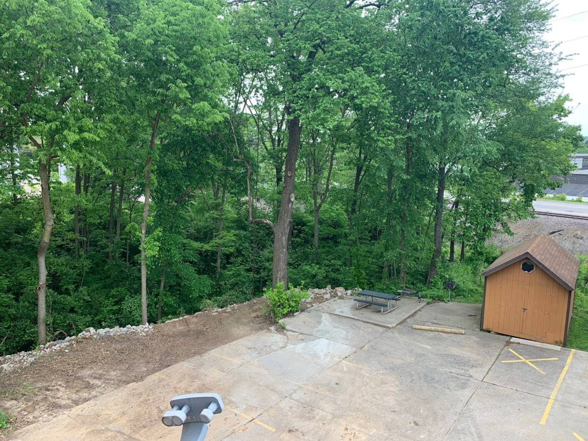 Apartment for rent at 219 Dix Rd, Jefferson City, MO 65109