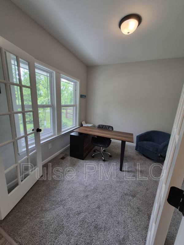 House for rent at 6179 Ballyshannon Dr, Union, KY 41091