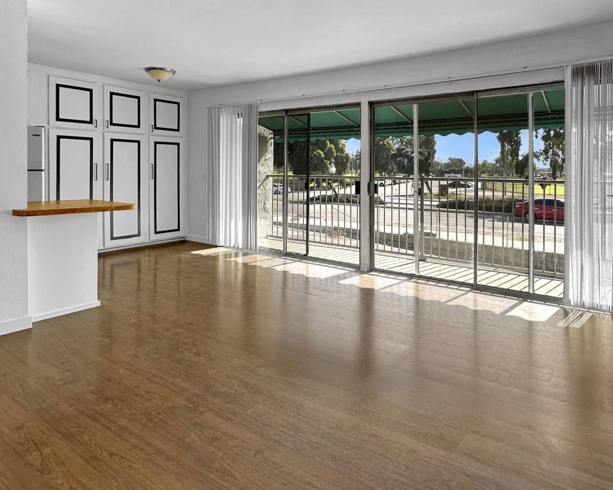 Condo for rent at 4404 Bond St, San Diego, CA 92109